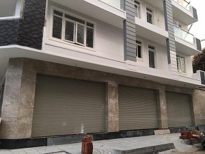 Cửa cuốn khe thoáng cho cửa hàng