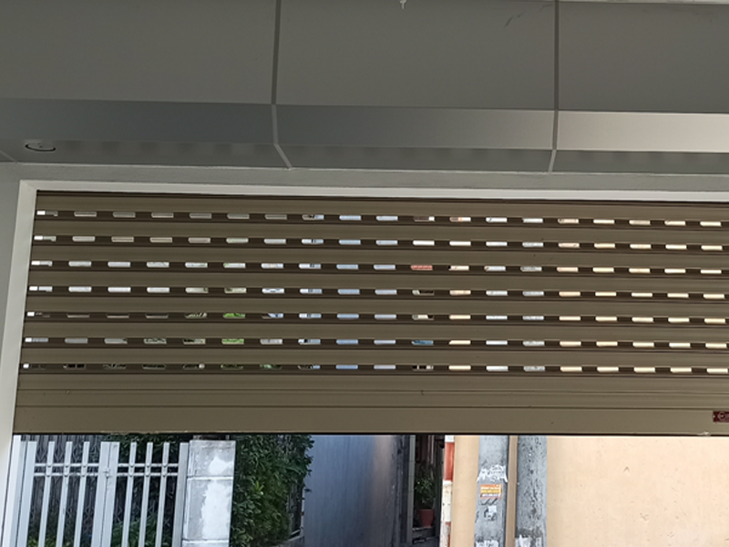 Cửa cuốn khe thoáng tại Đà Nẵng 