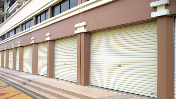 Cửa cuốn tấm liền cho ki ốt